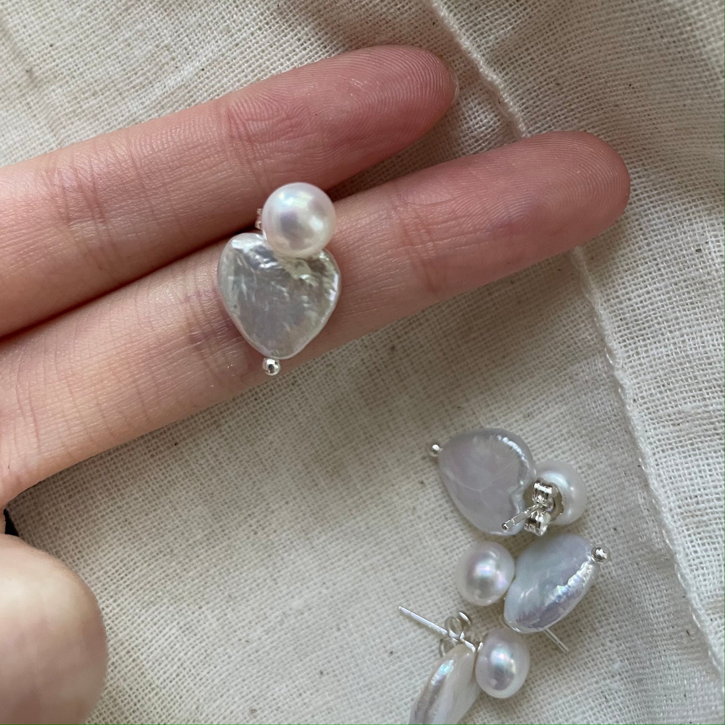 Baroque bread pearl earrings in the shape of a heart