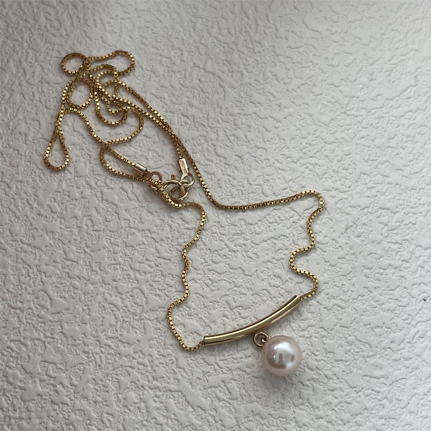 Hanging design: Natural water drop pearl necklace